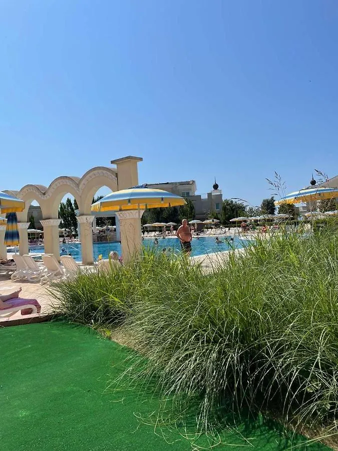 Sunset Resort-Pomorie Sp Apartments 0*, Pomorie
